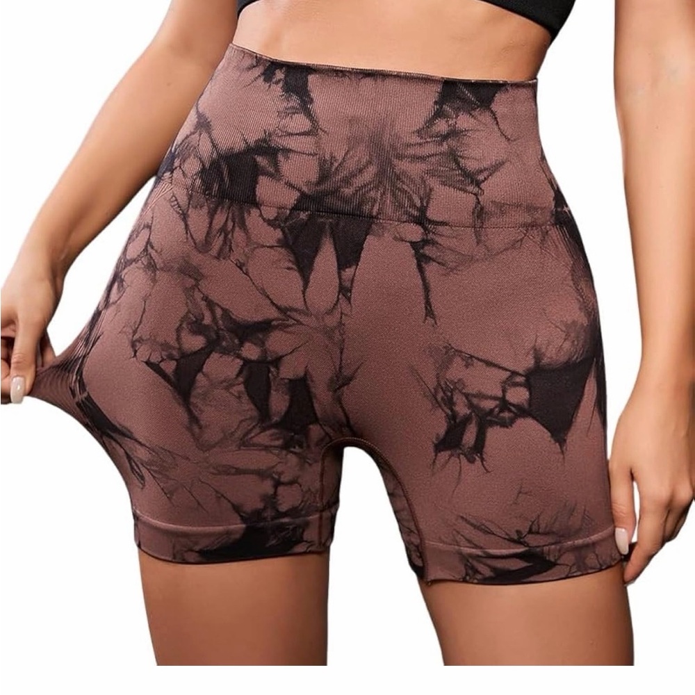 **NWOT Women's Brown and Black Tie-Dye High-Waist Bike Shorts